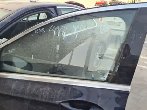 Foto de LUNA DELANTERA IZQUIERDA MERCEDES-BENZ CLASE E (BM 213) BERLINA