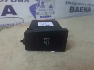 Foto de INTERRUPTOR VOLKSWAGEN PASSAT BERLINA (3B3) referencia 3B0927134A