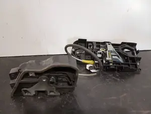 Foto de CERRADURA PUERTA TRASERA IZQUIERDA BMW SERIE 5 BERLINA (F10) referencia 7229459 foto 2