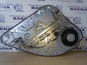 Foto de ELEVALUNAS TRASERO DERECHO FORD FOCUS BERLINA (CAP) referencia 984897-127 foto 2
