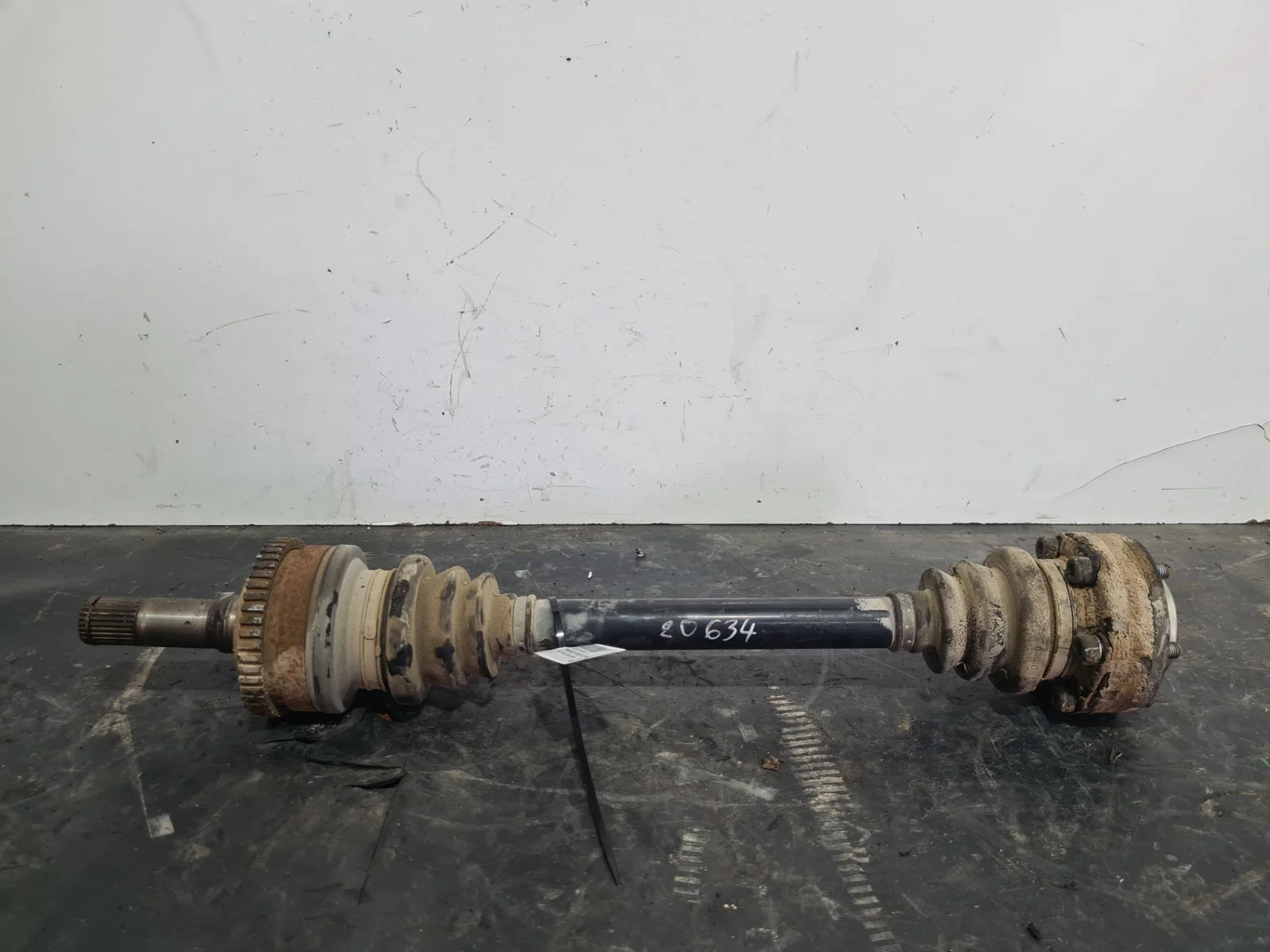 Foto de TRANSMISION TRASERA DERECHA OPEL OMEGA B