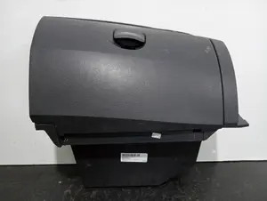 Foto de GUANTERA RENAULT CLIO III referencia 82004077