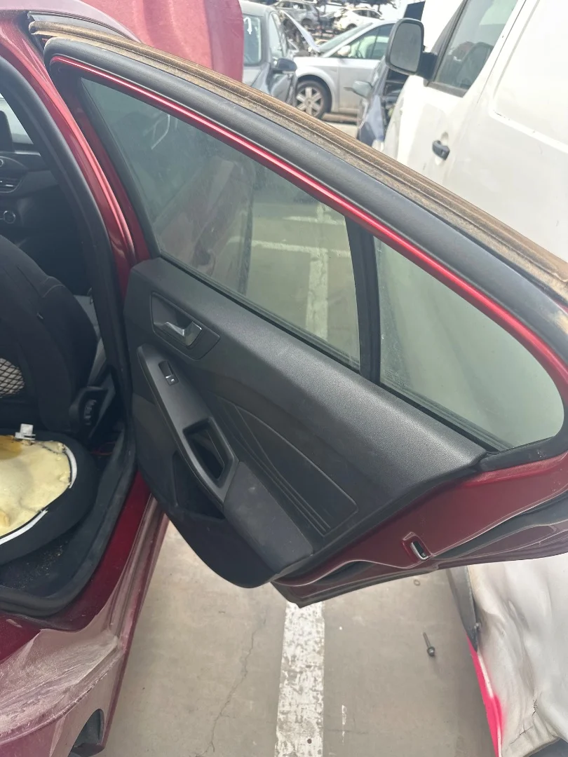 Foto de ELEVALUNAS TRASERO DERECHO FORD FOCUS BERLINA (CGE)
