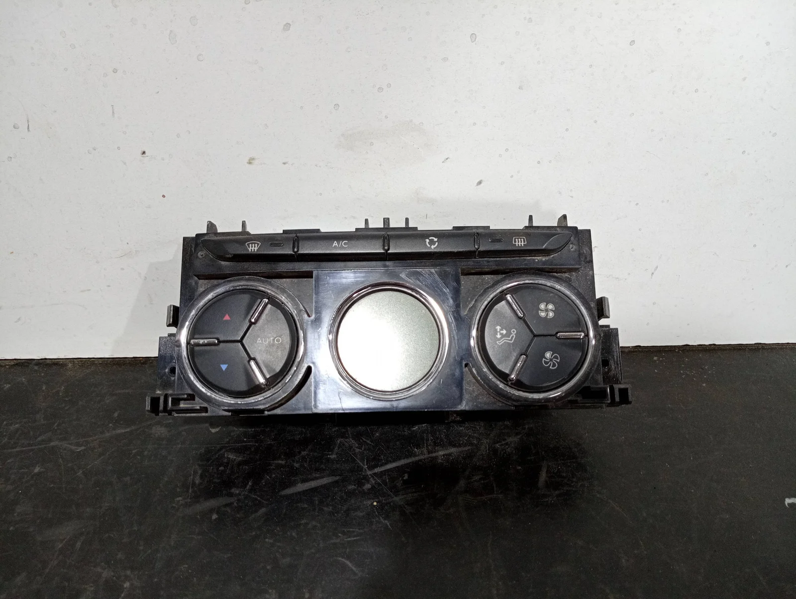 Foto de MANDO CLIMATIZADOR CITROEN C3 referencia 96753994XT