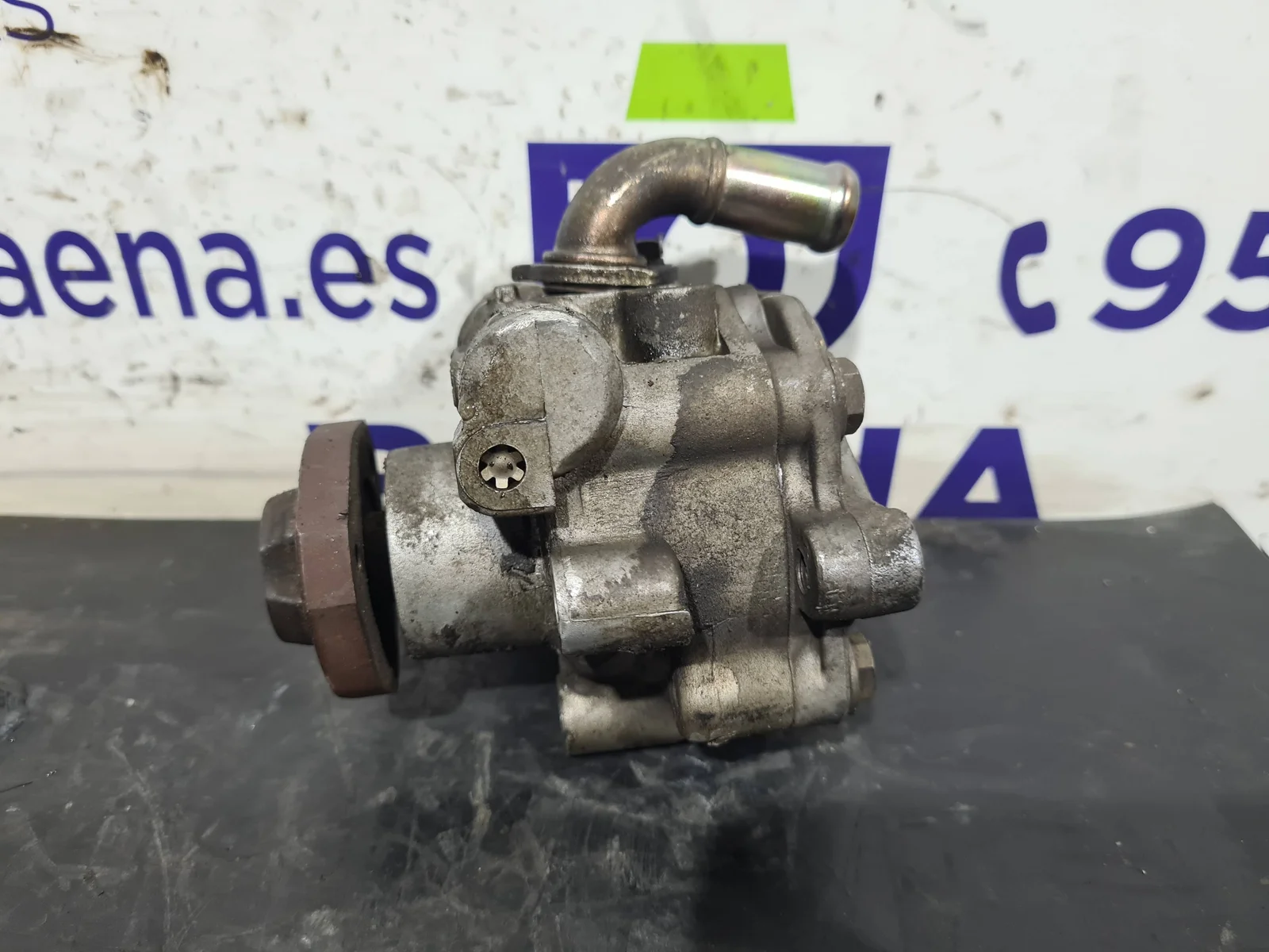 Foto de BOMBA SERVODIRECCION VOLKSWAGEN GOLF IV BERLINA (1J1)(10.1997) referencia 0422154A