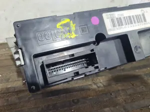 Foto de MANDO CLIMATIZADOR OPEL VECTRA C BERLINA referencia 13130001 foto 2