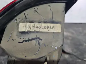 Foto de PILOTO TRASERO DERECHO SEAT TOLEDO (1L) referencia 1L0945096A foto 2
