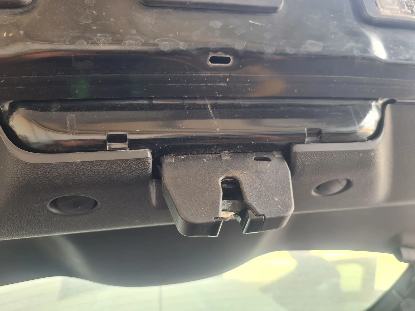 Foto de CERRADURA MALETERO / PORTON CITROEN C3