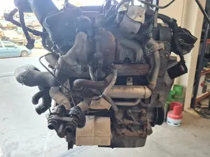 Foto de MOTOR COMPLETO SEAT IBIZA BERLINA (6J5) referencia BXJ foto 2