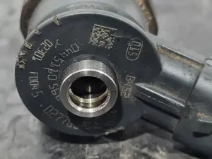 Foto de INYECTOR SIN MARCA SIN MODELO referencia 0445110566 foto 2