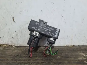 Foto de CAJA PRECALENTAMIENTO VOLKSWAGEN GOLF IV BERLINA (1J1)(10.1997) referencia 1J0919506H