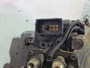 Foto de BOMBA INYECCION FORD MONDEO BERLINA (GE) referencia 1S7Q9A543TA foto 5