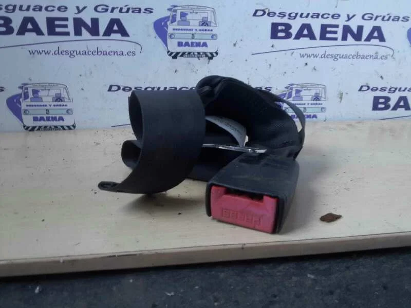 Foto de CINTURON SEGURIDAD TRASERO CENTRAL SIN MARCA SIN MODELO