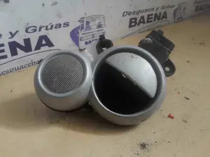 Foto de MANETA INTERIOR DELANTERA IZQUIERDA SIN MARCA SIN MODELO referencia 1502074