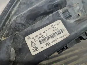 Foto de FARO DERECHO FORD FOCUS BERLINA (CAP) referencia 8M5113W029CE foto 2
