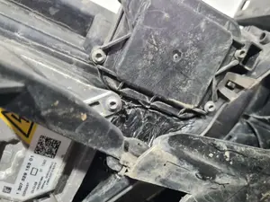 Foto de FARO IZQUIERDO BMW SERIE 3 CABRIO (E93) referencia 716214115 foto 3