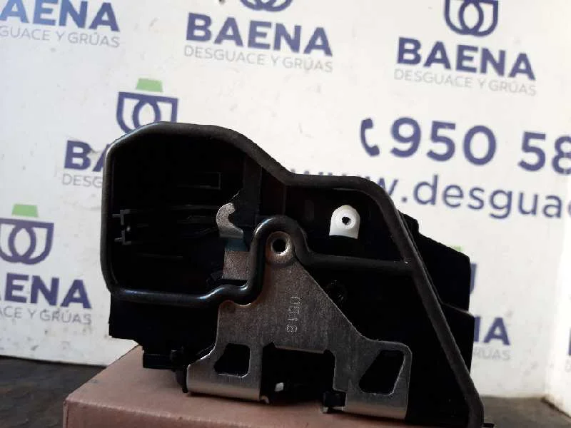 Foto de CERRADURA PUERTA TRASERA DERECHA SIN MARCA SIN MODELO referencia CRD-BMW-0148