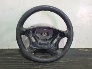 Foto de VOLANTE MERCEDES-BENZ CLASE C (BM 203) BERLINA referencia A2034600903