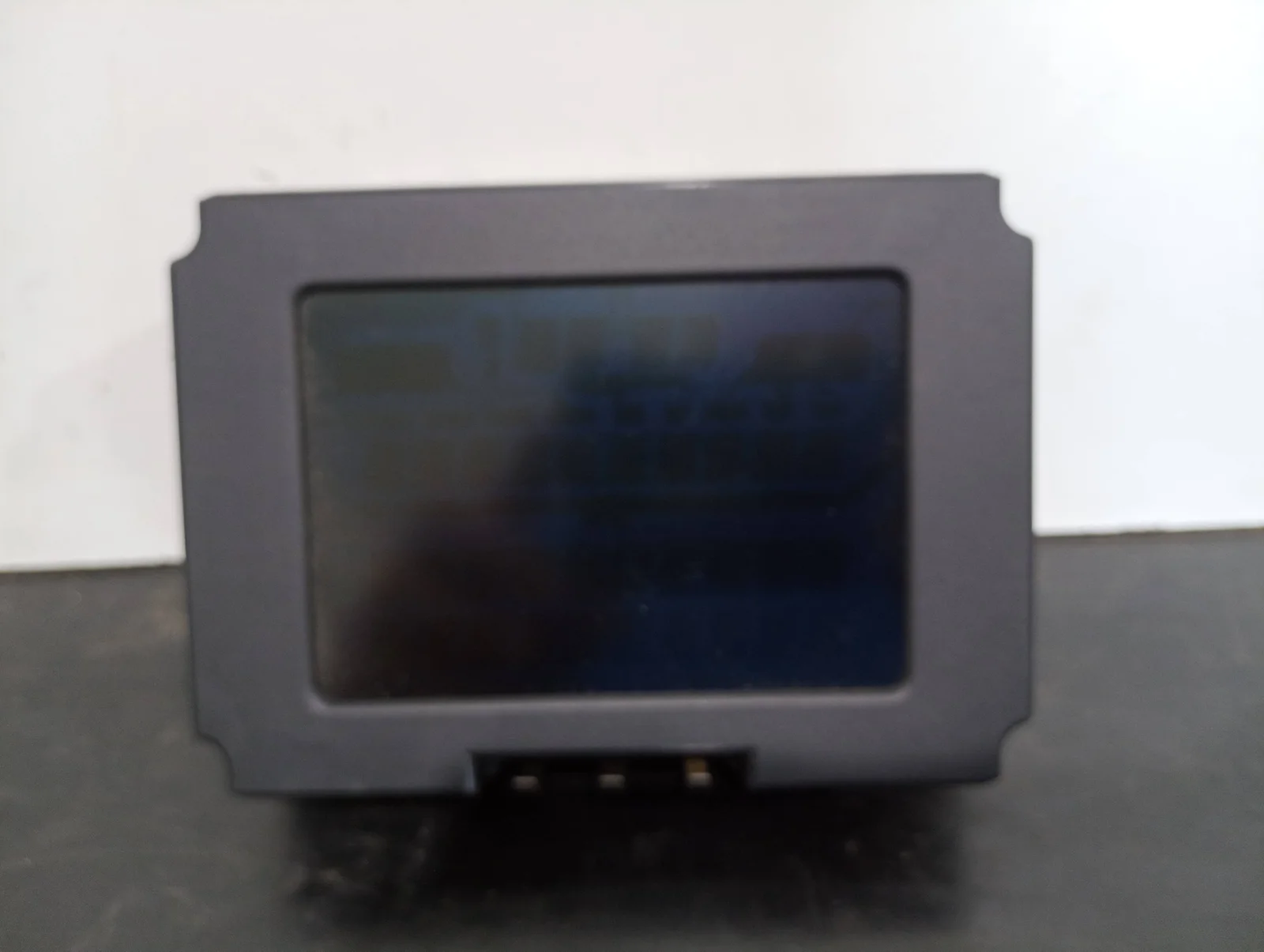 Foto de PANTALLA MULTIFUNCION OPEL OMEGA B referencia 90565934