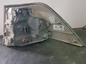 Foto de PILOTO TRASERO IZQUIERDO SIN MARCA SIN MODELO referencia 43250748 LHD foto 3