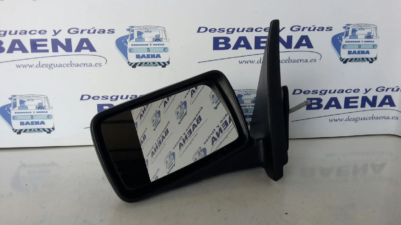 Foto de RETROVISOR IZQUIERDO SIN MARCA SIN MODELO