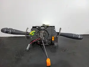 Foto de MANDO MULTIFUNCION RENAULT CLIO II FASE II (B/CB0) referencia 61730002