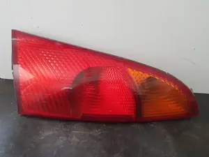 Foto de PILOTO TRASERO DERECHO SIN MARCA SIN MODELO
