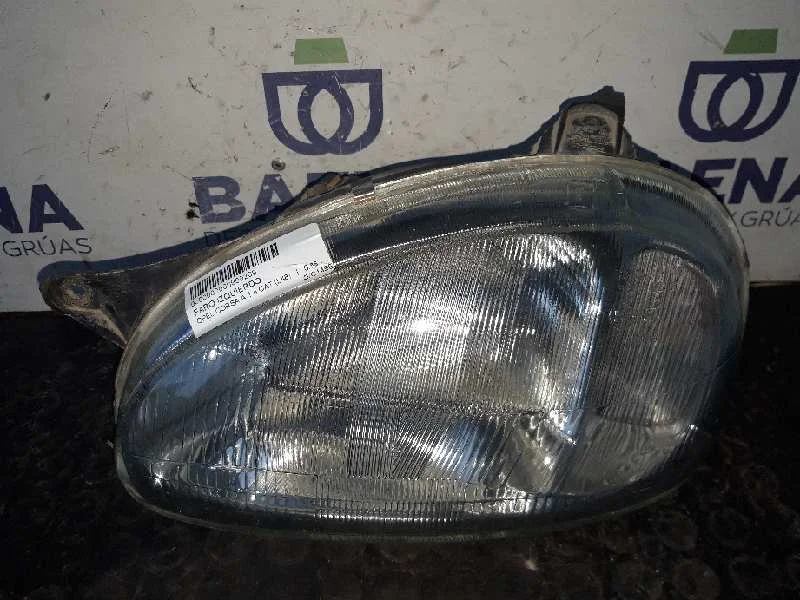 Foto de FARO IZQUIERDO OPEL CORSA A
