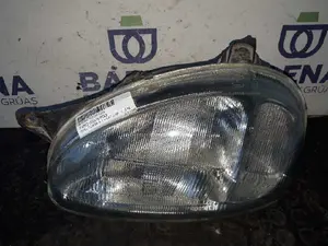 Foto de FARO IZQUIERDO OPEL CORSA A