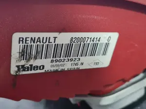 Foto de PILOTO TRASERO DERECHO RENAULT CLIO II FASE II (B/CB0) referencia 8200071414 foto 3