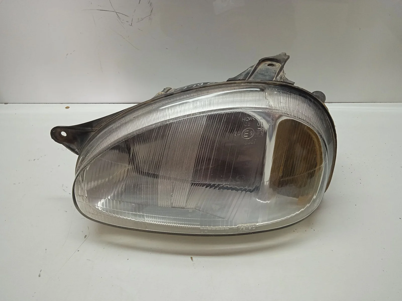 Foto de FARO IZQUIERDO OPEL CORSA B