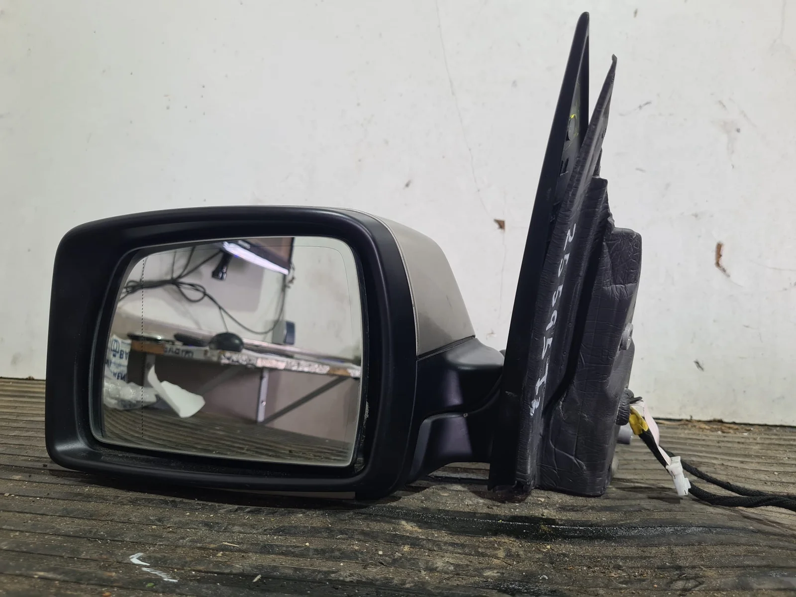 Foto de RETROVISOR IZQUIERDO BMW SERIE X3 (E83) referencia F0135101MATT0