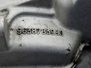 Foto de BOMBA ACEITE SIN MARCA SIN MODELO referencia 9638783980 foto 2