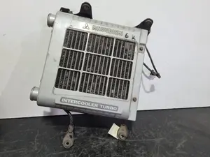 Foto de INTERCOOLER MITSUBISHI SPACE GEAR (PA0) referencia MR126100