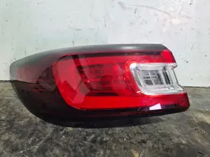 Foto de PILOTO TRASERO IZQUIERDO RENAULT CLIO IV referencia 265554998R