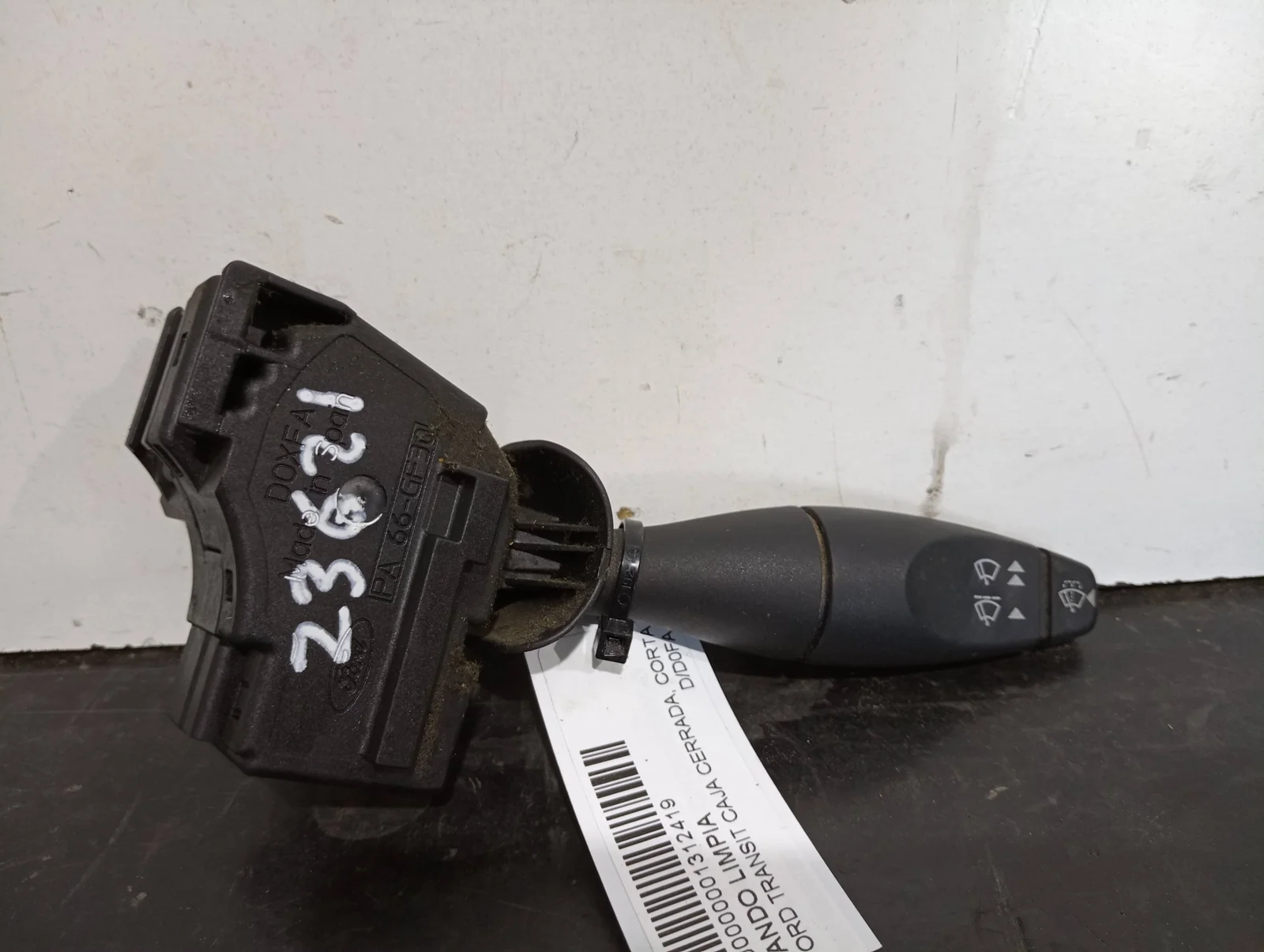 Foto de MANDO LIMPIA FORD TRANSIT FURGÓN CORTO (FY)