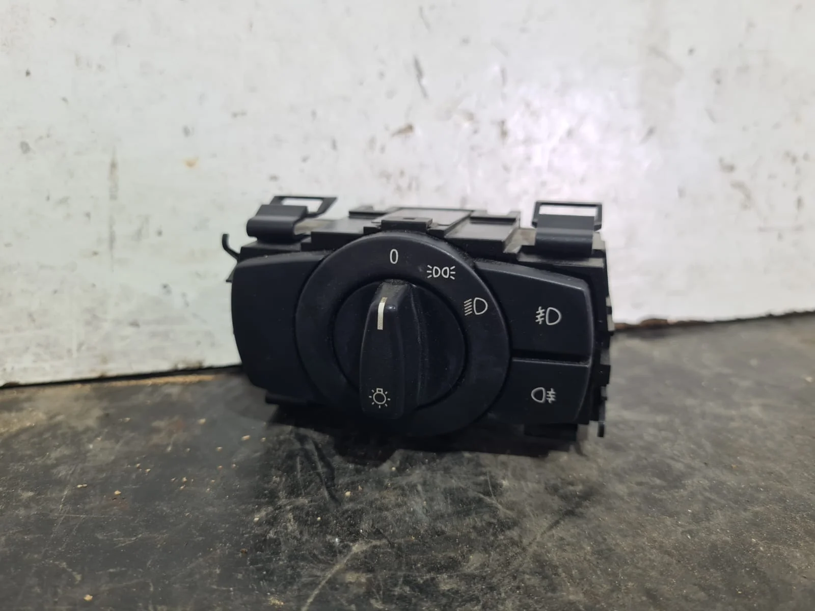 Foto de MANDO LUCES BMW SERIE 1 BERLINA (E81/E87) referencia 6932798