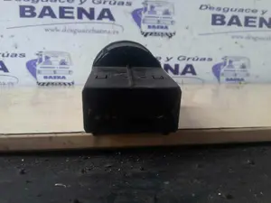 Foto de MANDO LUCES VOLKSWAGEN GOLF IV BERLINA (1J1)(10.1997) referencia 1C0941531 foto 3