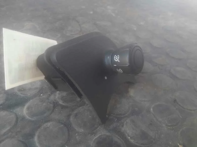 Foto de MANDO VOLANTE SIN MARCA SIN MODELO referencia 61890007