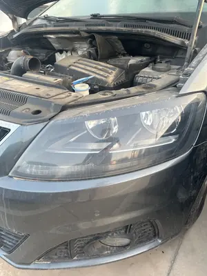 Foto de FARO IZQUIERDO SEAT ALHAMBRA (710)
