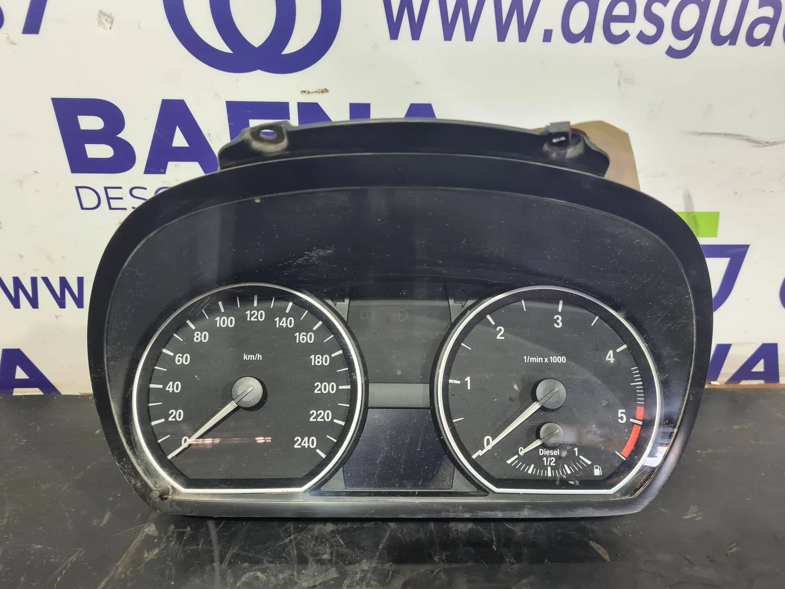 Foto de CUADRO INSTRUMENTOS BMW SERIE 1 BERLINA (E81/E87) referencia IK912259101W
