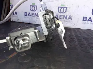 Foto de CERRADURA PUERTA TRASERA DERECHA SIN MARCA SIN MODELO foto 3