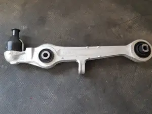Foto de BRAZO SUSPENSION INFERIOR DELANTERO IZQUIERDO SIN MARCA SIN MODELO referencia 4B0407155 foto 3