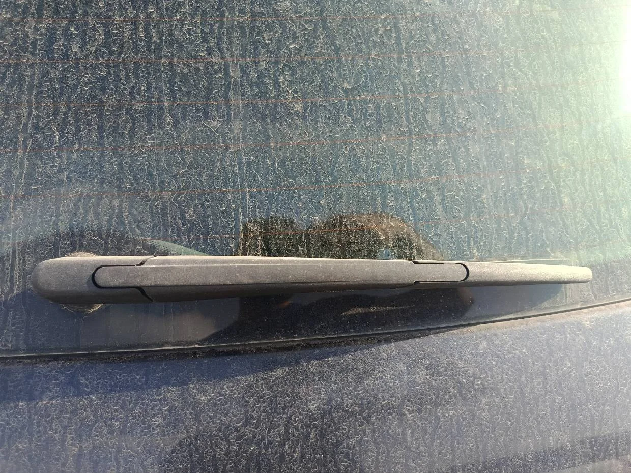 Foto de BRAZO LIMPIA TRASERO CITROEN C4 BERLINA
