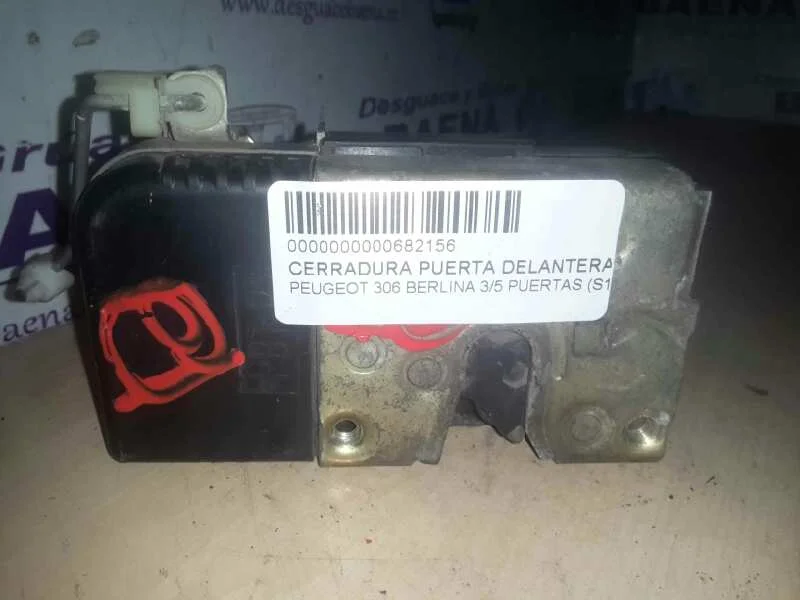 Foto de CERRADURA PUERTA DELANTERA DERECHA SIN MARCA SIN MODELO