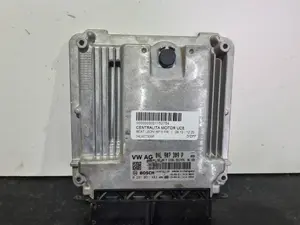 Foto de CENTRALITA MOTOR UCE SEAT LEON (5F1) referencia 04L907309P
