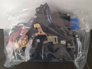Foto de CERRADURA PUERTA TRASERA IZQUIERDA VOLKSWAGEN GOLF V (1K1)(10.2003) referencia 3D1837016A foto 2