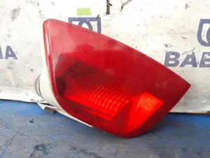 Foto de FARO ANTINIEBLA TRASERO IZQUIERDO FORD FOCUS BERLINA (CAK) referencia XS4115K273A