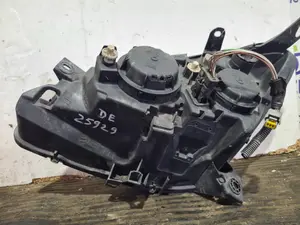 Foto de FARO DERECHO CITROEN C5 BERLINA referencia 9632664780 foto 7