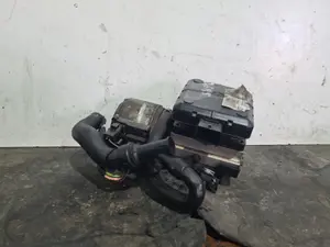 Foto de BOMBA SUSPENSION CITROEN C5 BREAK referencia 9654068680